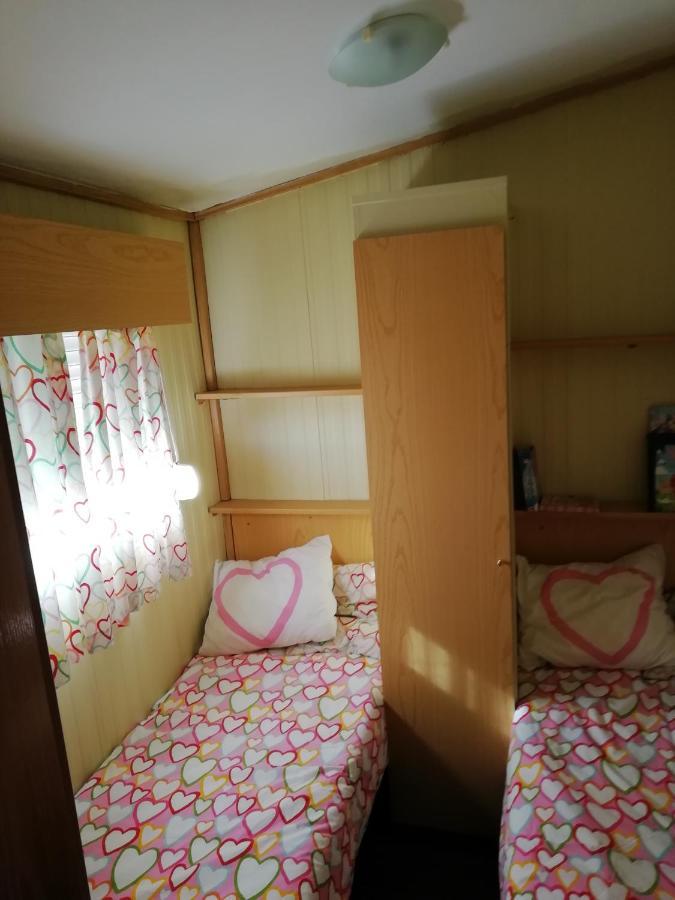 Bungalow Laredo Bagian luar foto